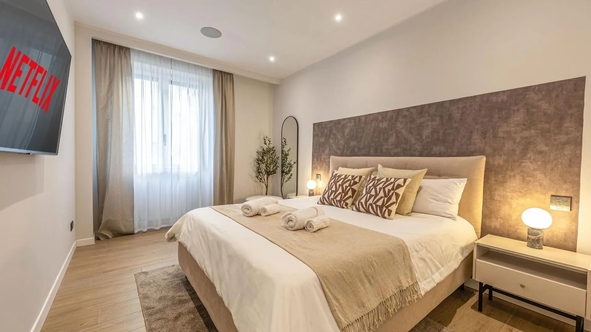 Luxury 2 Bedroom Apartment In Central Milão
