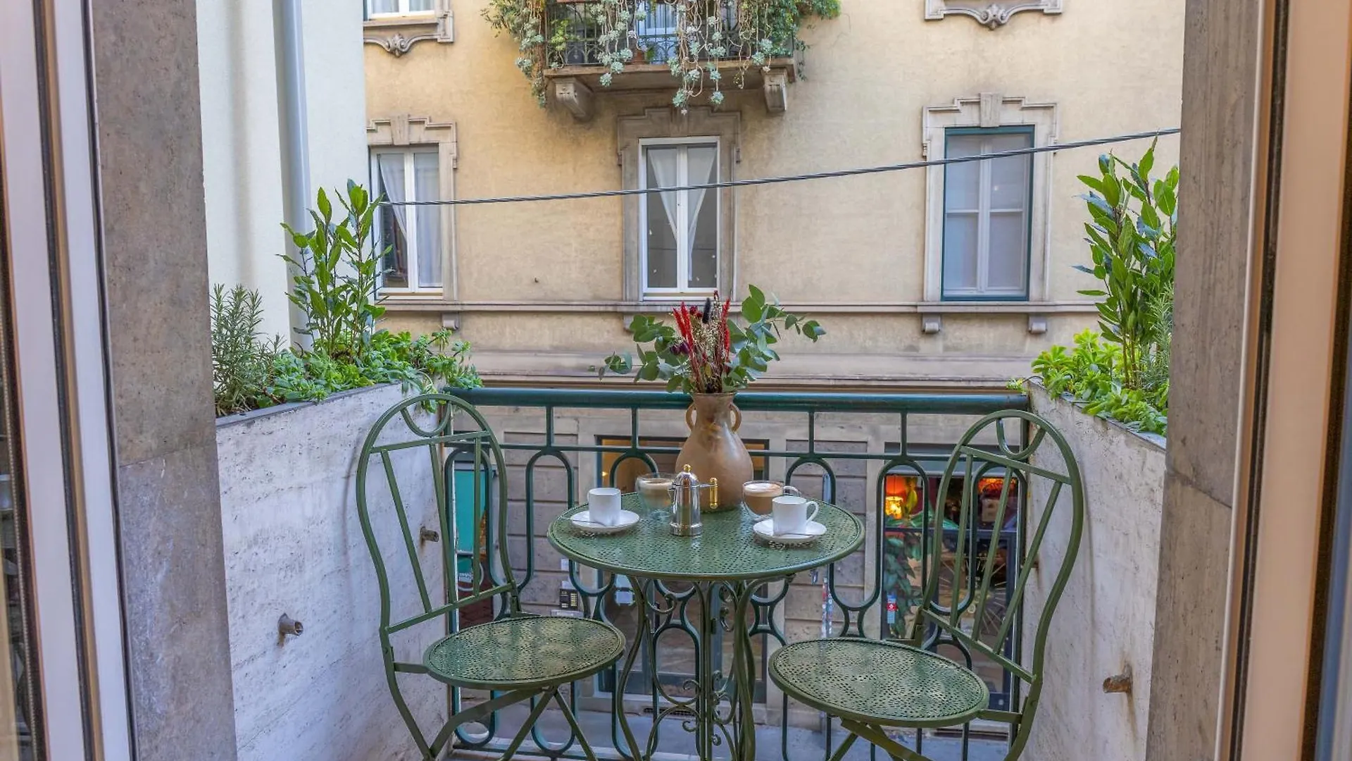 Luxury 2 Bedroom Apartment In Central Milão