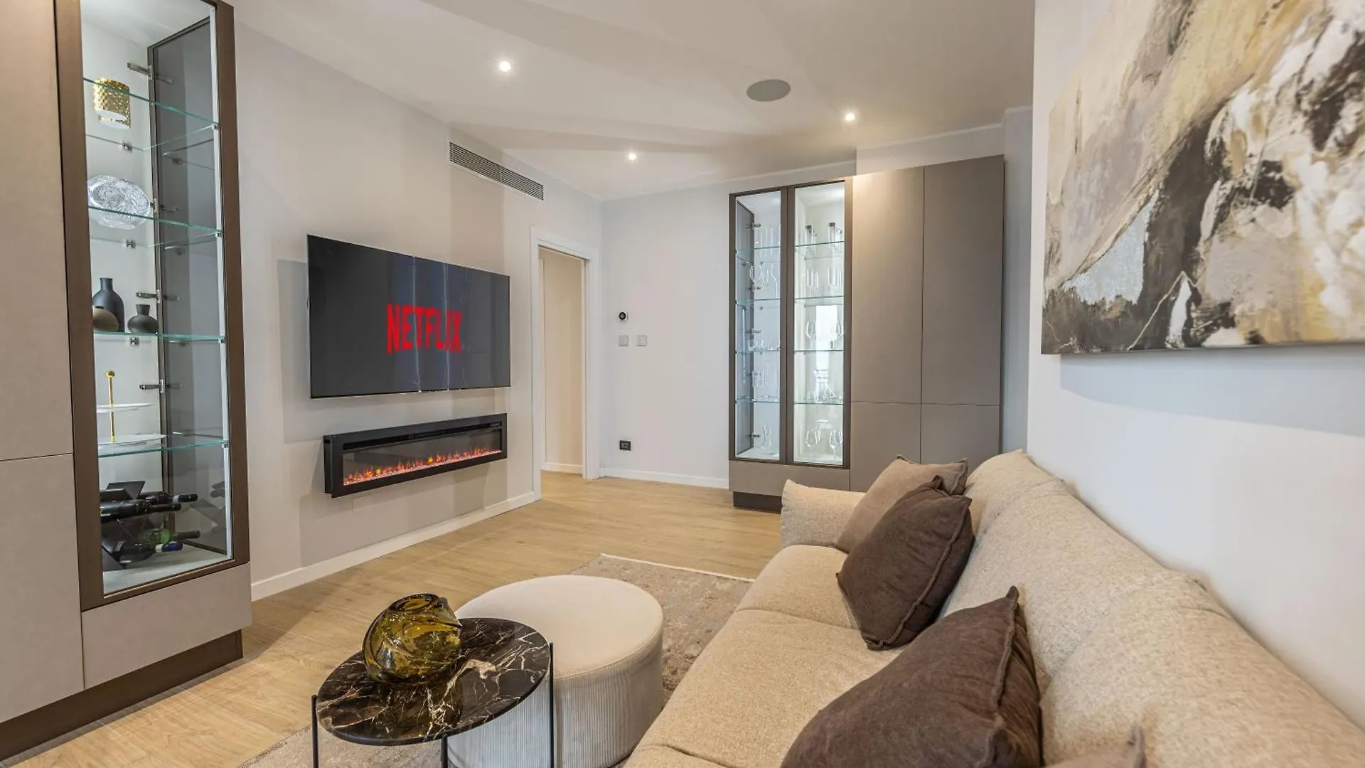 Luxury 2 Bedroom Apartment In Central Milão
